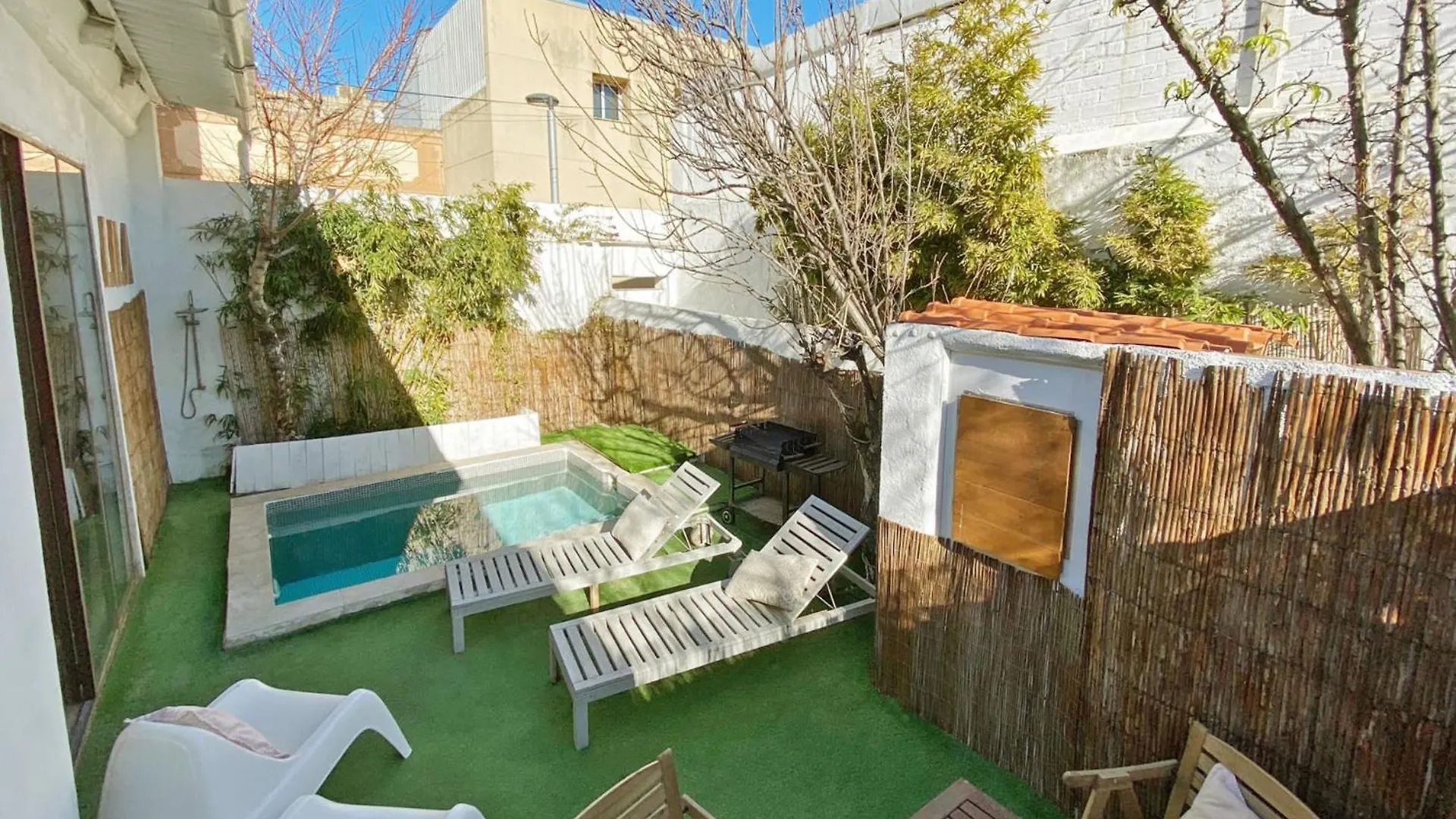 Fridays Flats Casa Lavander Barcelona 0*,  Spain